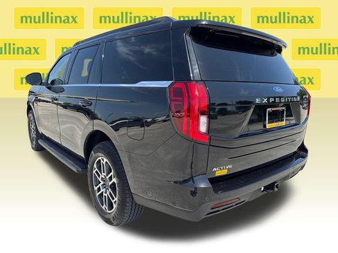 Certified 2025 Ford Expedition Active RWD image 10