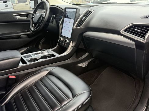 Used 2022 Ford Edge SEL AWD/4WD image 12