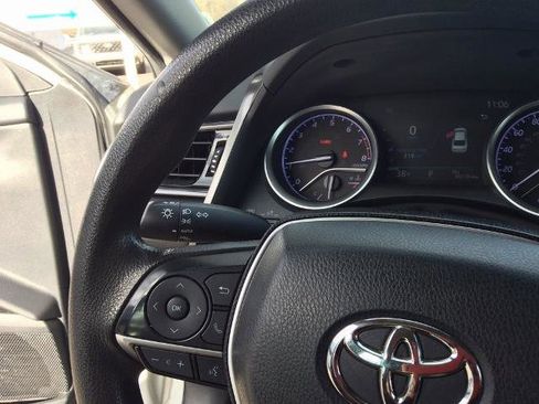 Used 2023 Toyota Camry LE image 17