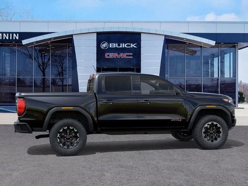 New 2026 GMC Canyon AT4 w/ AT4 Premium Package image 5