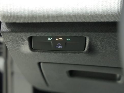 New 2026 Volkswagen Tiguan S FWD image 26