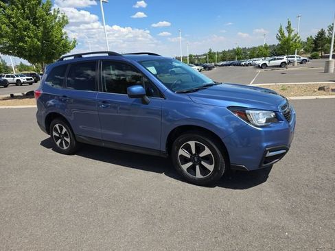 Used 2018 Subaru Forester 2.5i Limited AWD/4WD image 1