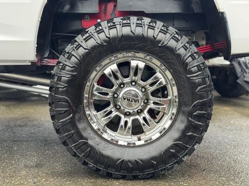 Used 2013 RAM 2500 Tradesman w/ Chrome Appearance Group image 38