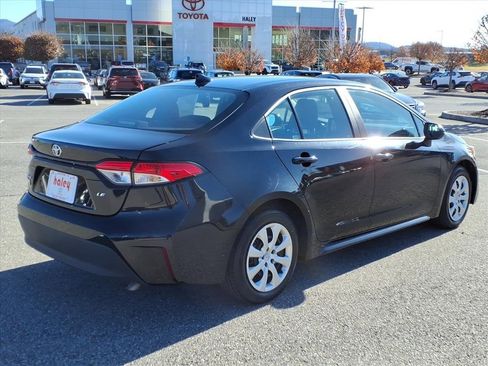 Certified 2024 Toyota Corolla LE image 4