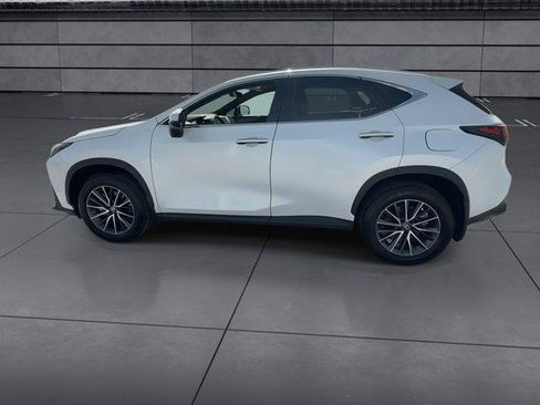 Certified 2025 Lexus NX 250 FWD w/ Towing Package (2000 Lbs) image 5