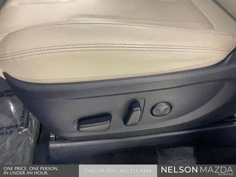 Used 2022 Hyundai Palisade SEL w/ Premium Package FWD image 26