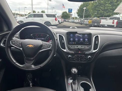 Used 2020 Chevrolet Equinox Premier AWD/4WD image 16