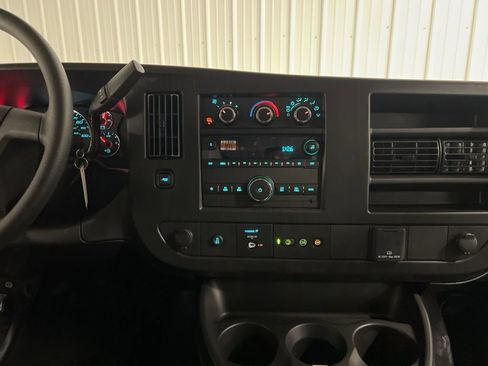 New 2025 Chevrolet Express 3500 Work Van w/ Driver Convenience Package image 14