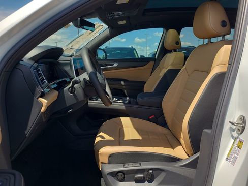 New 2026 Volkswagen Atlas Cross Sport SEL AWD/4WD image 11