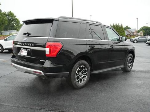 Used 2024 Ford Expedition XLT AWD/4WD image 8