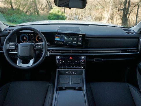 New 2025 Hyundai Santa Fe SEL image 14