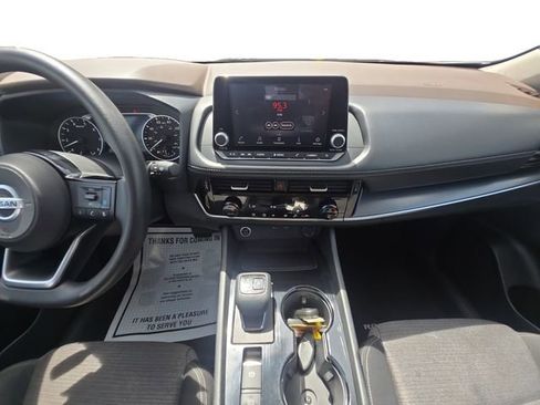 Used 2021 Nissan Rogue SV FWD image 11