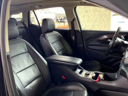 Used 2018 GMC Terrain Denali w/ Advanced Safety Package image 9