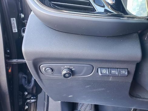 Used 2023 Buick Envision Avenir AWD/4WD image 13