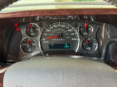 Used 2019 GMC Savana 2500 RWD image 25