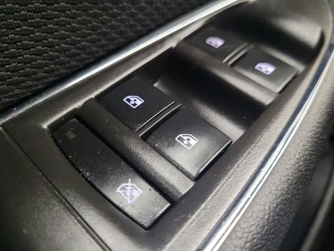 Used 2017 Chevrolet Cruze LT image 27