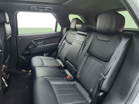 Used 2025 Land Rover Range Rover Sport Dynamic SE image 24