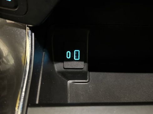 Used 2022 Ford F150 XLT w/ Equipment Group 301A Mid AWD/4WD image 22