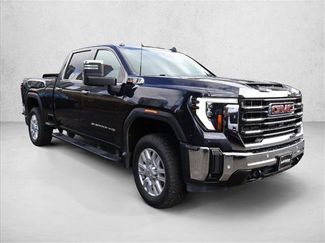 Used 2024 GMC Sierra 2500 SLT w/ SLT Convenience Package AWD/4WD video 3