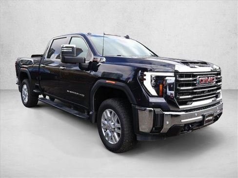 Used 2024 GMC Sierra 2500 SLT w/ SLT Convenience Package AWD/4WD image 3