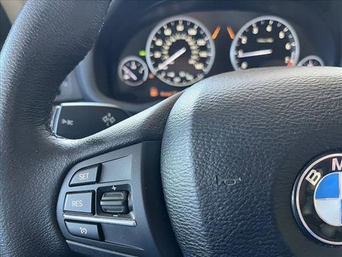 Used 2017 BMW X3 sDrive28i RWD image 19