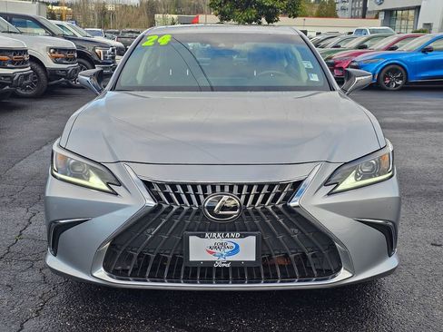 Used 2024 Lexus ES 250 250 w/ Premium Package image 2