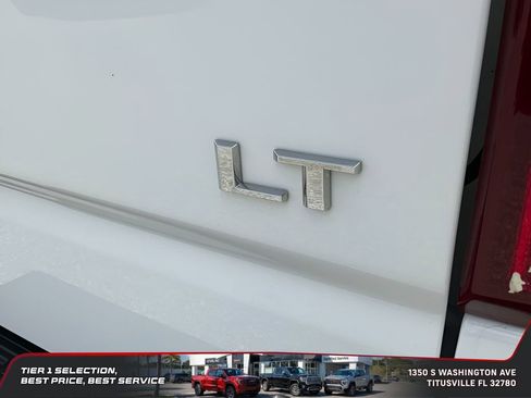 Used 2023 Chevrolet Silverado 1500 LT AWD/4WD image 33