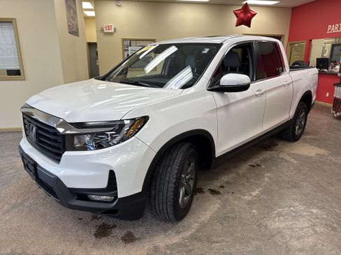 Used 2023 Honda Ridgeline RTL image 3