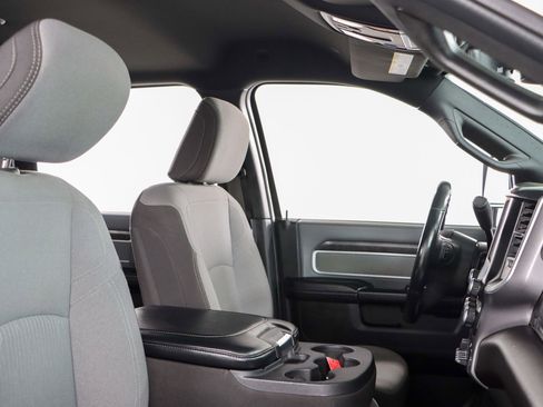 Used 2023 RAM 2500 Big Horn w/ Level 1 Equipment Group image 28