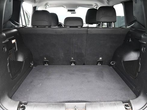 Used 2020 Jeep Renegade Trailhawk w/ UConnect 8.4 Nav Group image 25