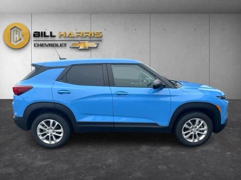 Used 2024 Chevrolet TrailBlazer LS w/ LS Convenience Package AWD/4WD image 7
