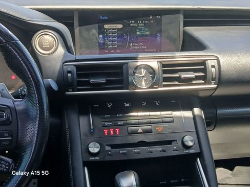 Used 2018 Lexus IS 300 F Sport w/ F Sport Package RWD image 28
