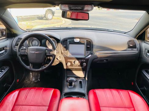 Used 2013 Chrysler 300 S w/ Luxury Group image 9