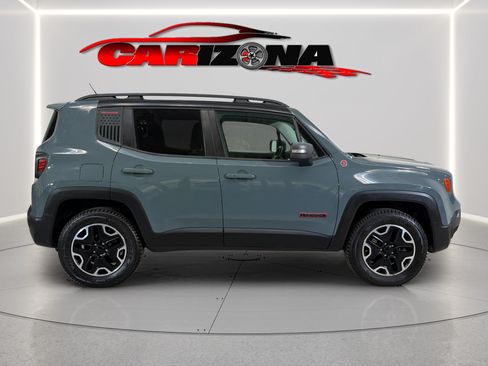 Used 2016 Jeep Renegade Trailhawk AWD/4WD image 5