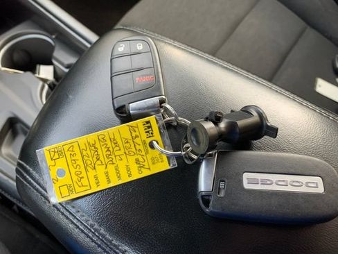 Used 2022 Dodge Durango SXT w/ Blacktop Package AWD/4WD image 42