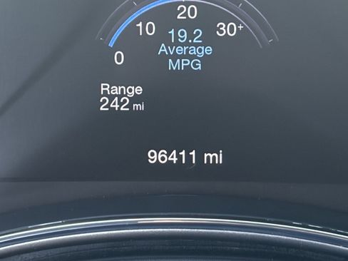 Used 2018 Jeep Grand Cherokee Limited image 33