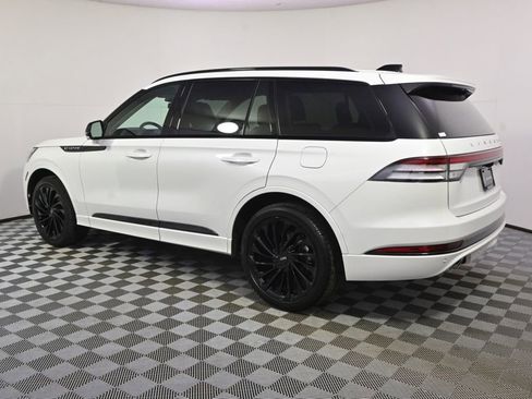 New 2026 Lincoln Aviator Reserve AWD/4WD image 3