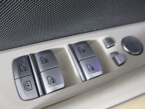 Used 2022 BMW M850i Gran Coupe xDrive w/ Comfort Seating Package image 44