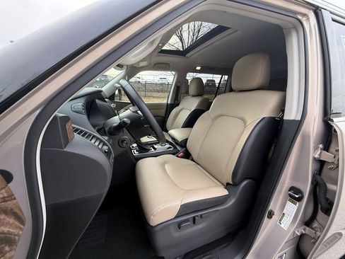 Used 2023 INFINITI QX80 Premium Select w/ Cargo Package image 22