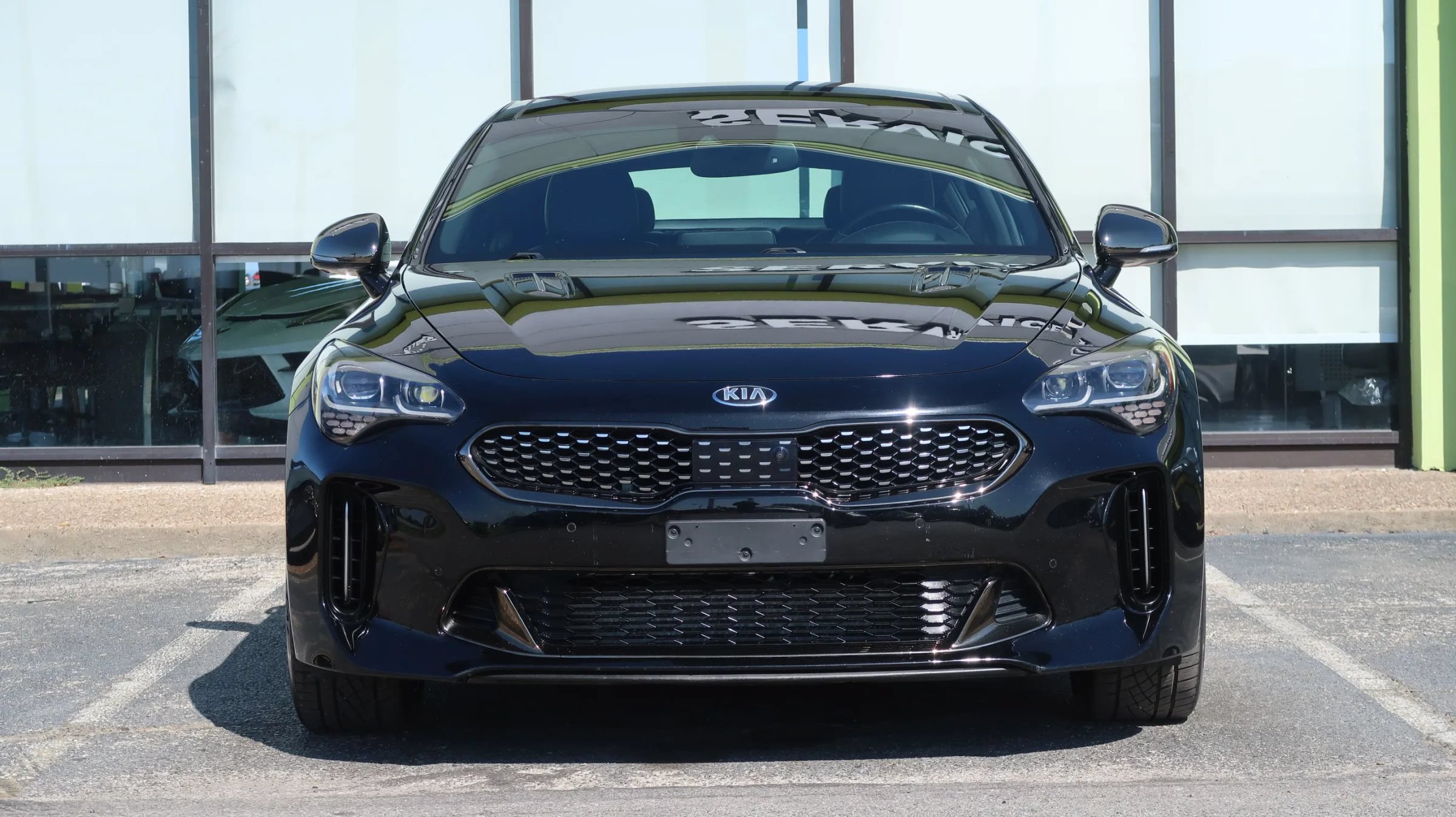 Used 2021 Kia Stinger GT2 AWD/4WD image 2