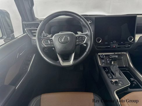 Certified 2025 Lexus GX 550 w/ Accessory Package (2T) AWD/4WD image 23