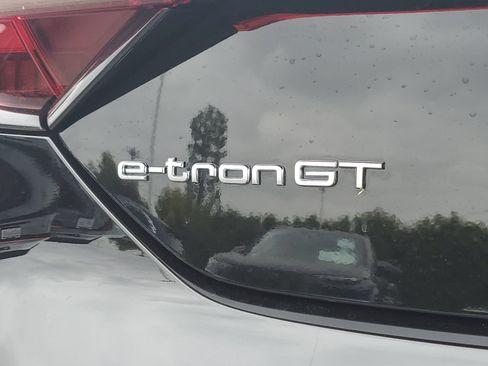 Used 2024 Audi e-tron GT Premium Plus AWD/4WD image 7