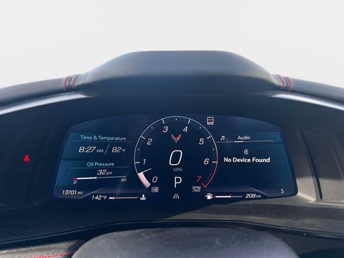 Used 2021 Chevrolet Corvette Stingray Premium Conv w/ Z51 Performance Package RWD image 12