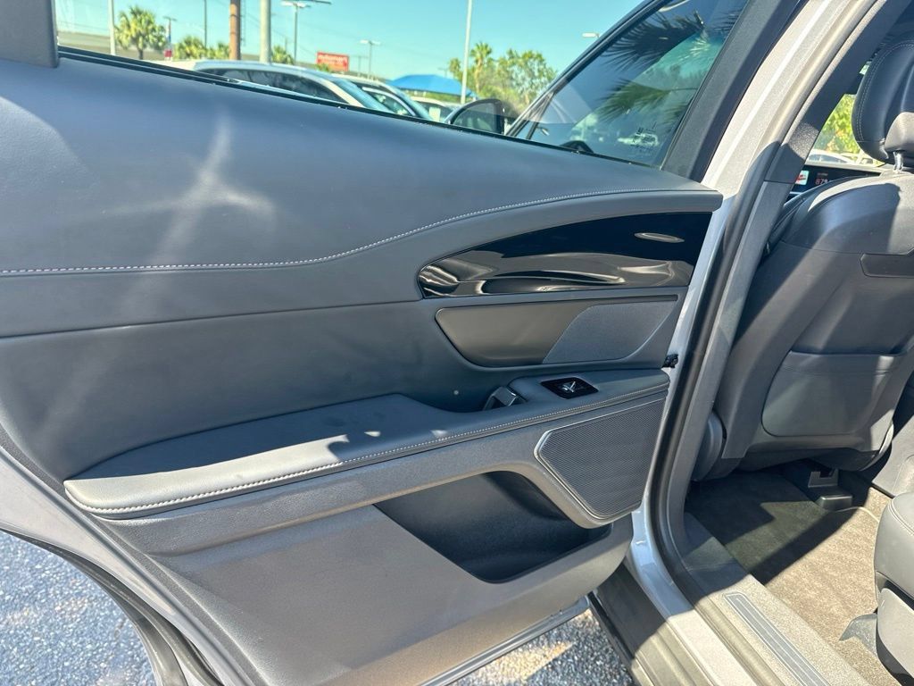 Certified 2024 Lincoln Nautilus Premier w/ Jet Appearance Package AWD/4WD image 20