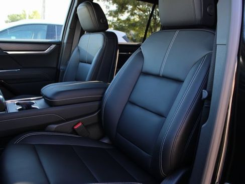 New 2026 GMC Acadia Elevation w/ Black Edition image 29