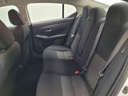Used 2022 Nissan Sentra SV FWD image 18