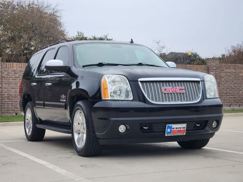 Used 2014 GMC Yukon SLT w/ Texas Edition image 4