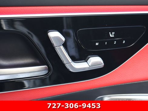 Used 2024 Mercedes-Benz GLC 300 GLC 300 image 12