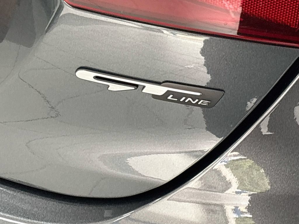 Used 2021 Kia Forte GT-Line FWD image 12