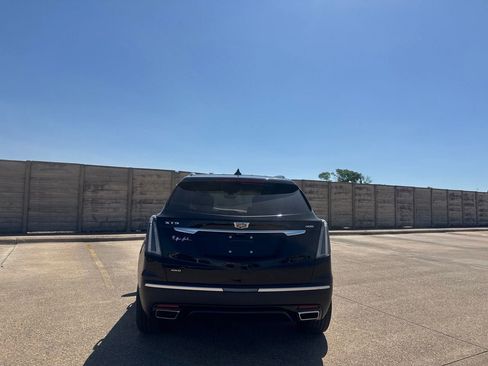Used 2022 Cadillac XT5 Sportv w/ Platinum Package AWD/4WD image 17